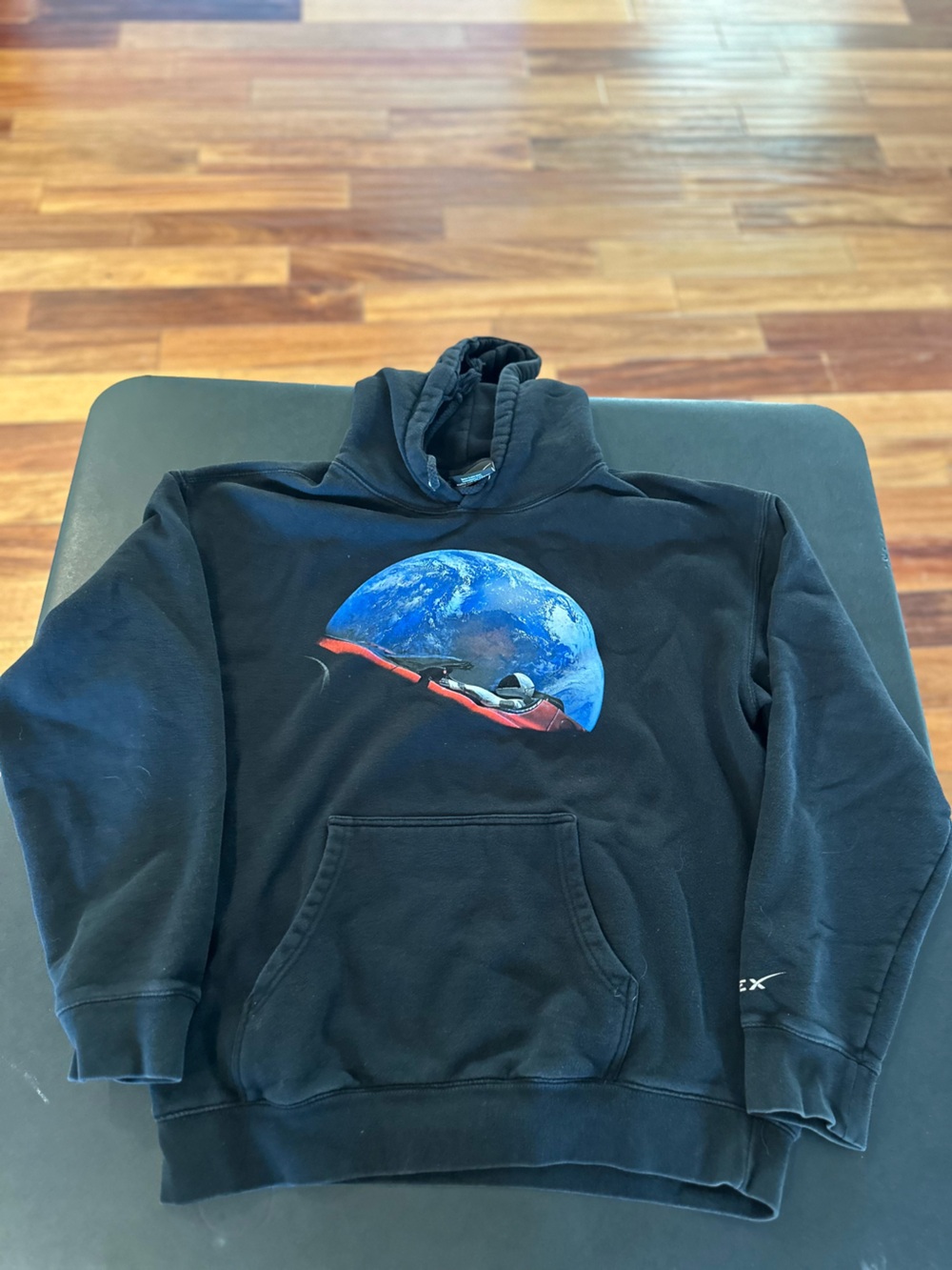 Space X Black Graphic Hoodie Sweater with Earth & Car Print Mens XL